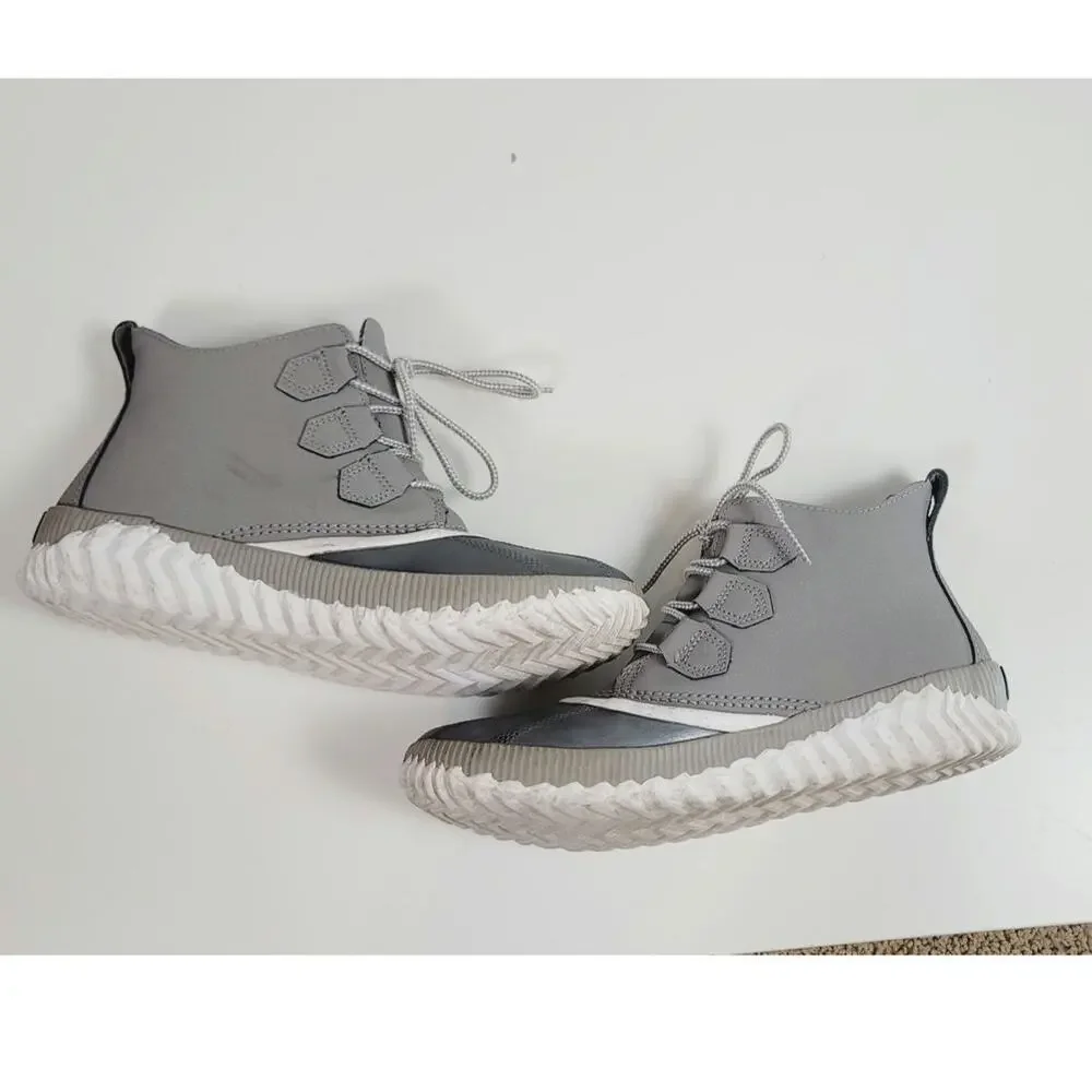 Sorel Out N About Plus Shell Boot in Chrome Gray, sz 9.5